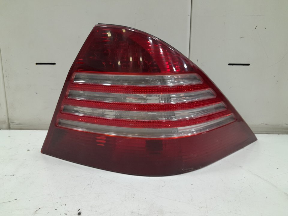 Piloto trasero derecho mercedes-benz clase s s 320 cdi (220.026 220.126)