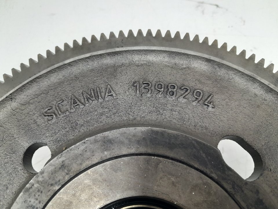 PiÑon del cigueÑal scania serie pgr (lclase) f