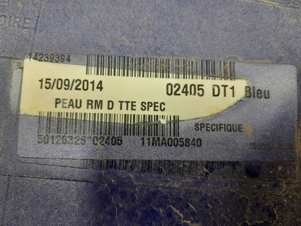 Moldura puerta  delantera derecha renault t 460 dti 11 460 euro 