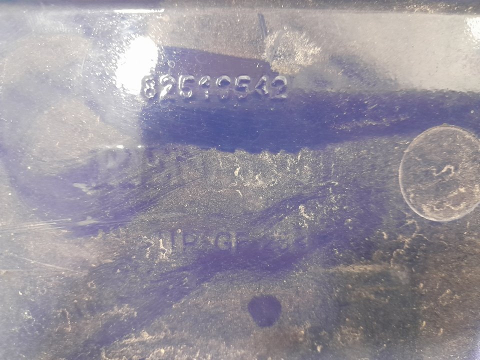 Moldura puerta  delantera derecha renault t 460 dti 11 460 euro 