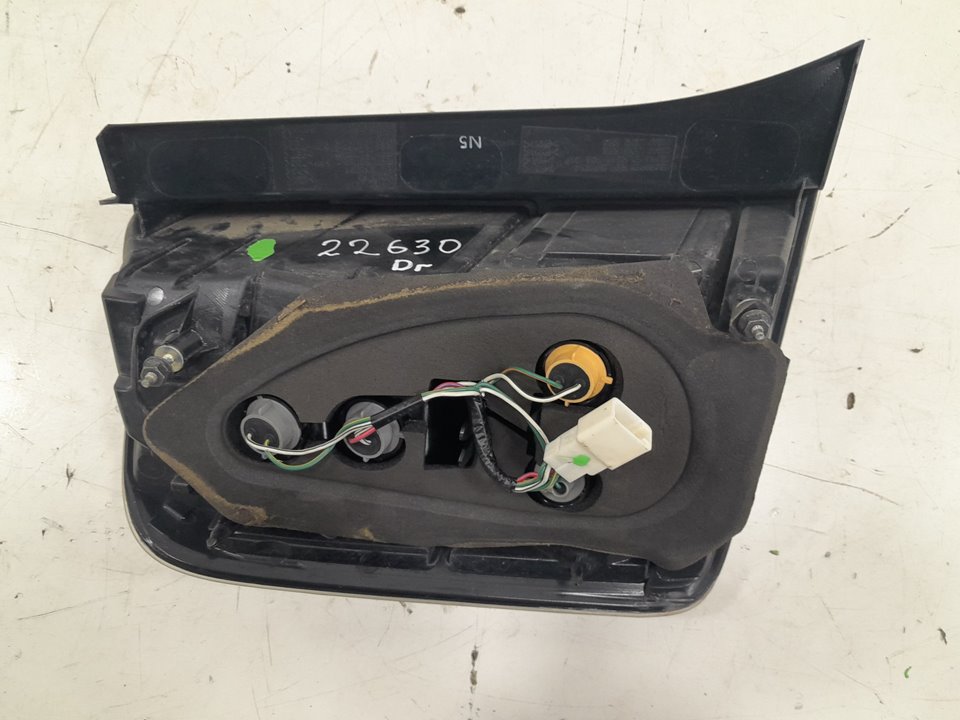 Piloto trasero derecho toyota prius fastback 1.5 (nhw20_)