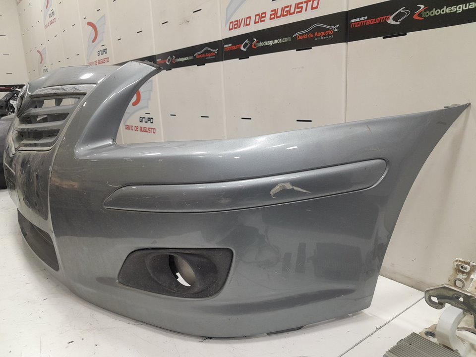 Paragolpes delantero 2.0 d4d (adt250_)