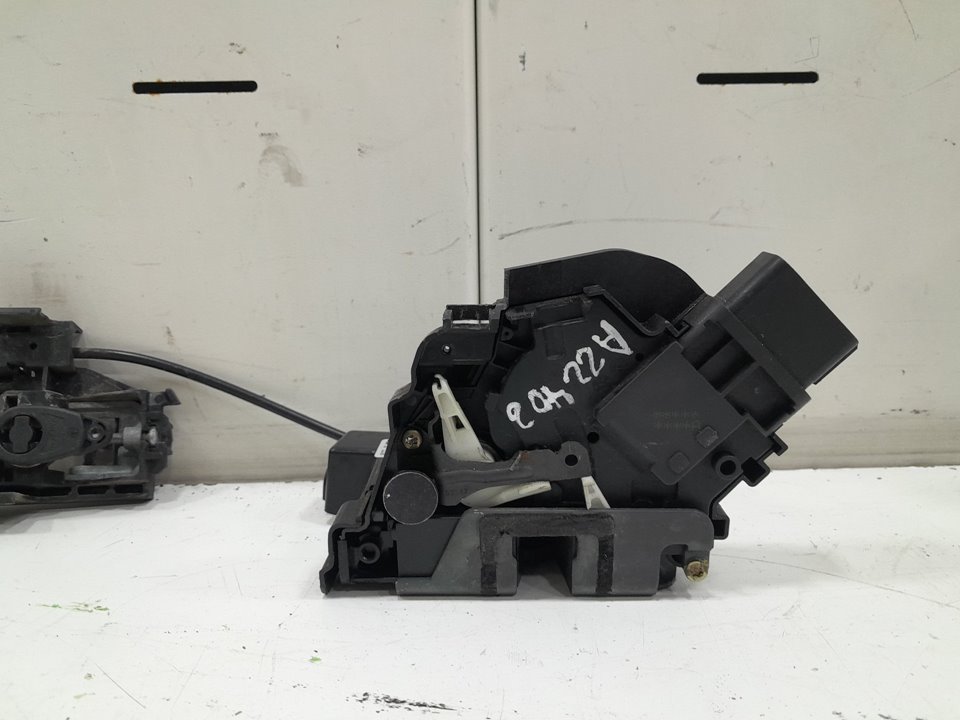 Cerradura puerta delantera izquierda ford focus ii 2.0 tdci