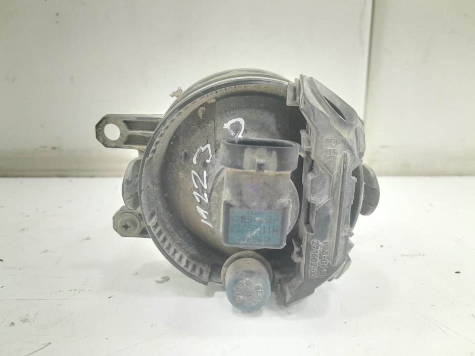 Antiniebla delantero derecho toyota corolla verso 2.2 d4d (aur10_)