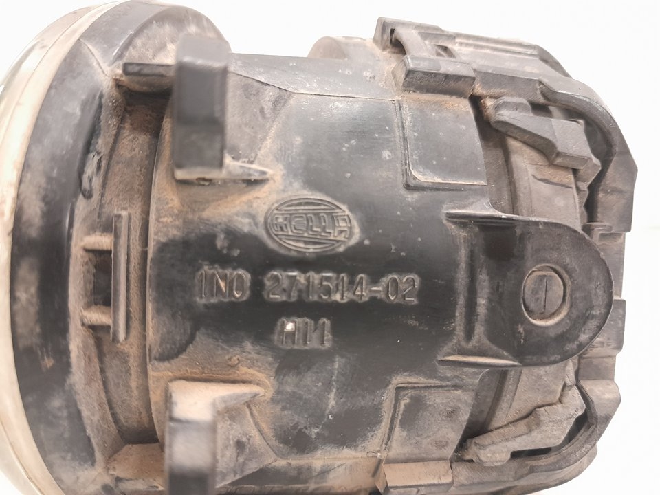 Antiniebla delantero derecho toyota corolla verso 2.2 d4d (aur10_)