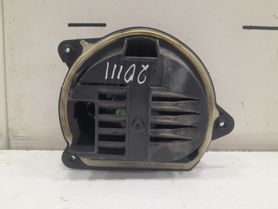 Altavoz delantero derecho peugeot 207 1.6 hdi