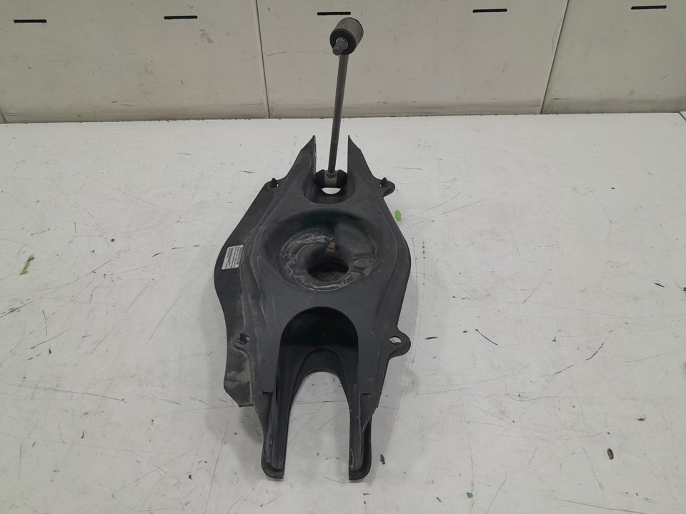 Soporte brazo suspension trasero izquierdo mercedes-benz clase c t-model c 200 cdi (204.201)