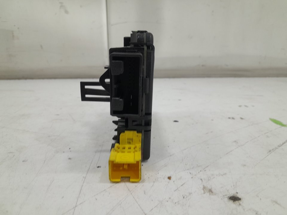 Centralita direccion volkswagen touran 1.9 tdi