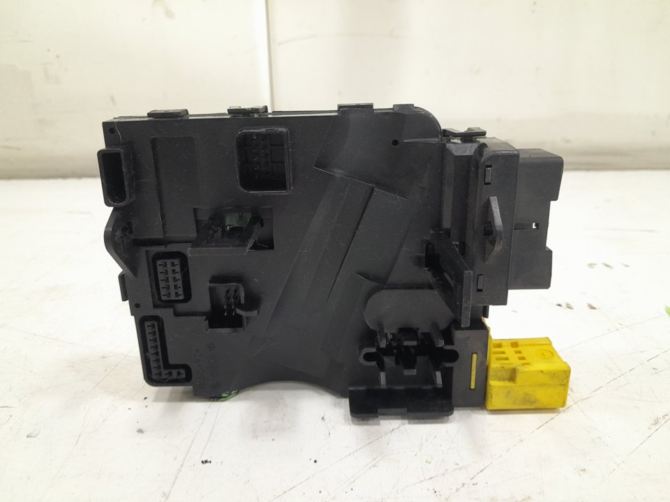Centralita direccion volkswagen touran 1.9 tdi