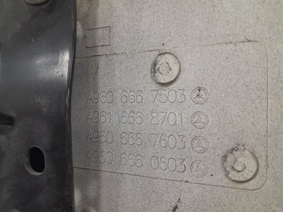 Escalera lateral mercedes actros bm 963.xxx 2a