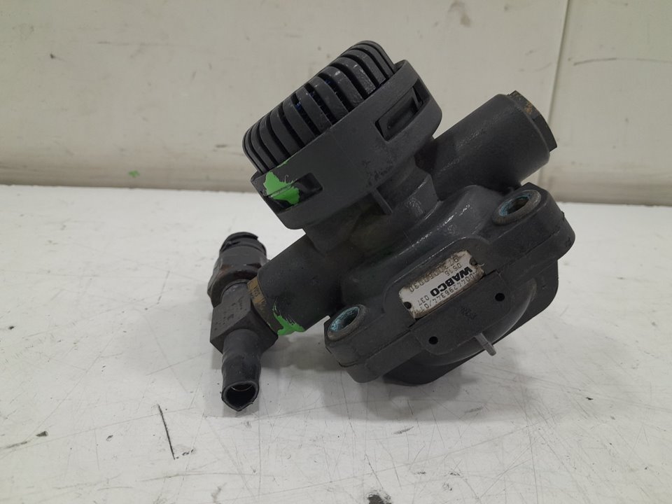 Valvula de freno de mano mercedes actros bm 963.xxx 2a