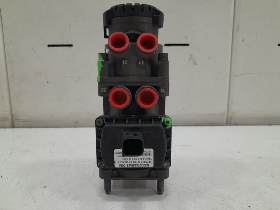 Valvula de freno de mano mercedes actros bm 963.xxx 2a