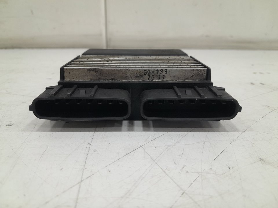 Rele inyeccion toyota avensis 2.2 d4d (adt251_)