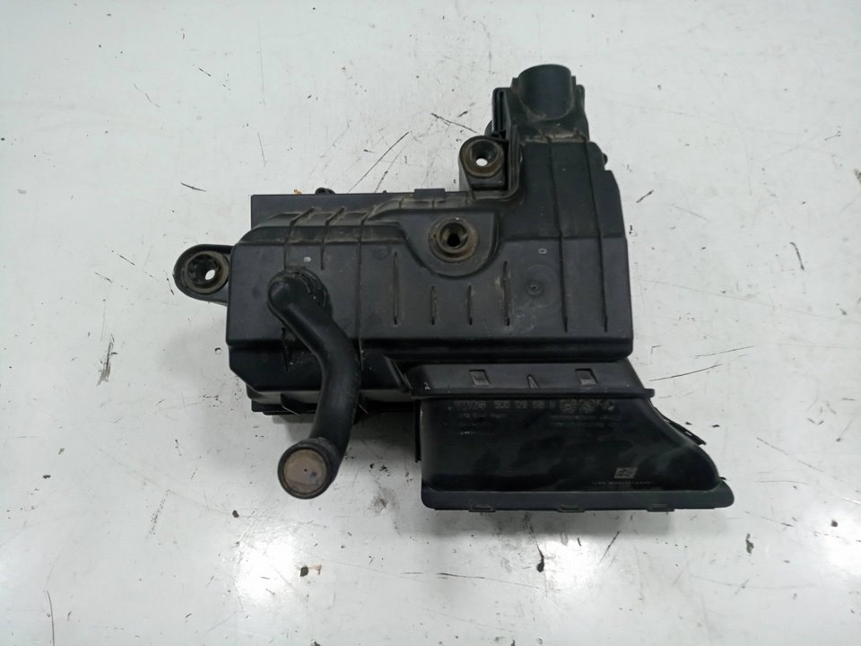 Caja filtro aire audi q3 (8ug) attraction     