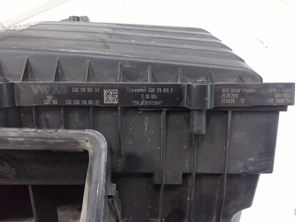 Caja filtro aire audi q3 (8ug) attraction     