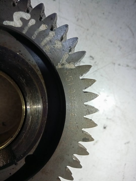 PiÑon distribucion c 220 cdi (204.008)