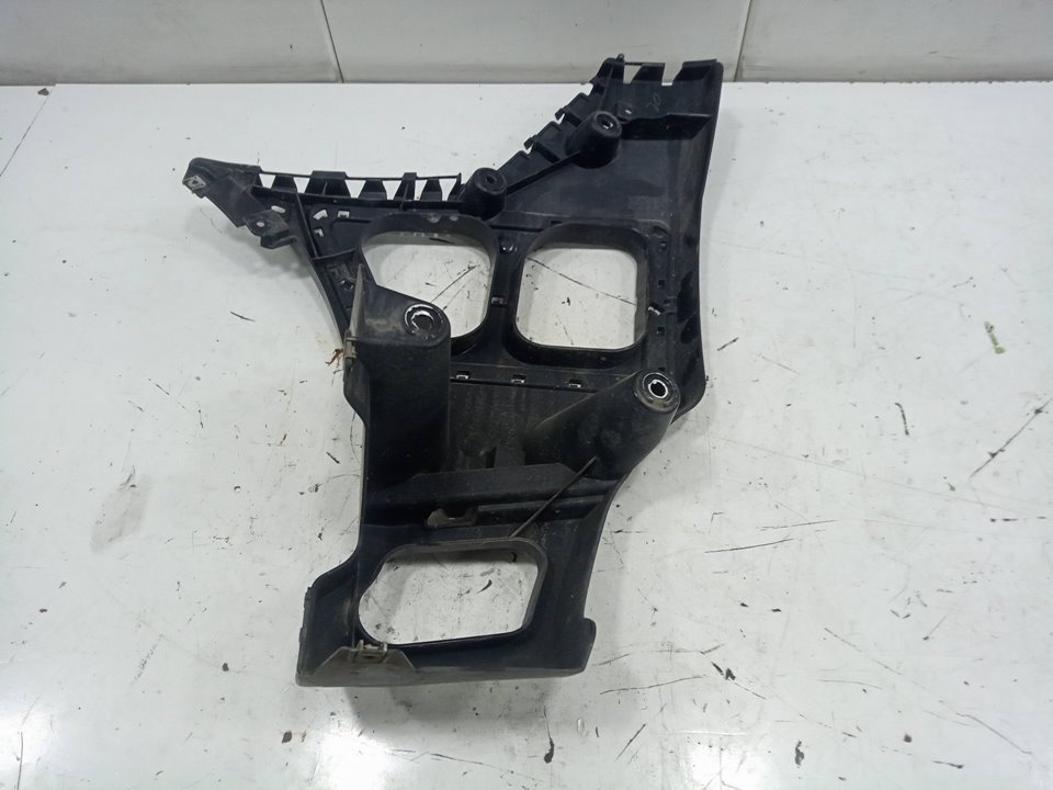 Soporte izquierdo paragolpes trasero bmw x5 xdrive 40 d