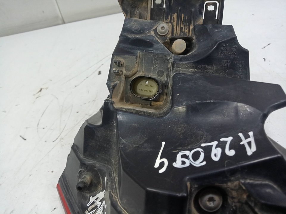 Piloto trasero izquierdo audi q3 (8ug) attraction     