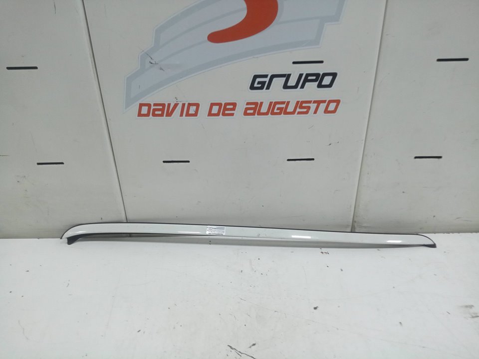 Embellecedor puerta delantera derecha bmw x5 xdrive 40 d