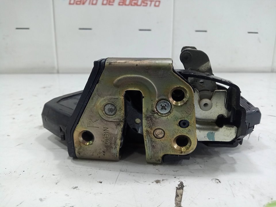 Cerradura puerta lateral izquierda renault clio ii 1.5 dci (bcb07)