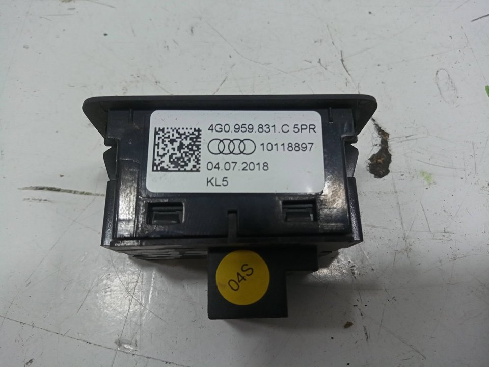 Interruptor porton trasero audi q3 (8ug) attraction     
