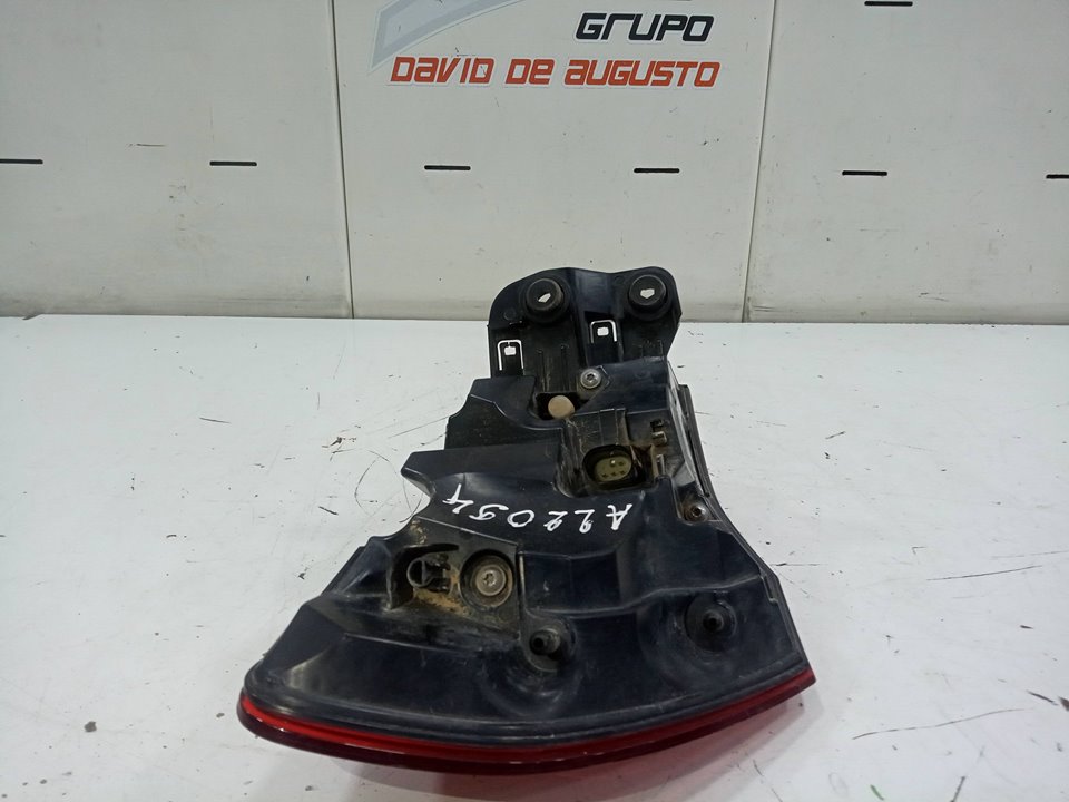 Piloto trasero derecho audi q3 (8ug) attraction     