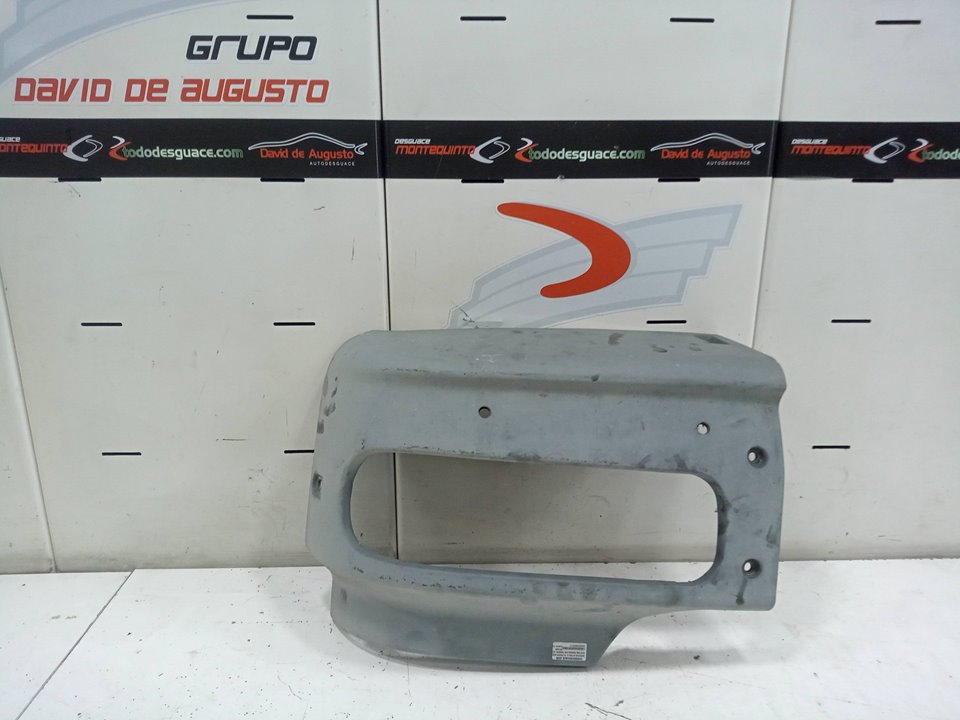 Puntera paragolpes trasera izquierda mercedes atego 4cilindros 4x2