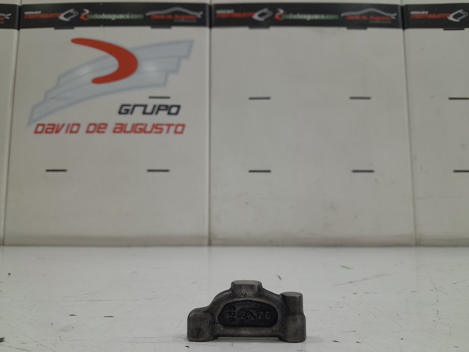 Balancin renault premium distribution fg 4x2 corto   /   12.05 - 12.09