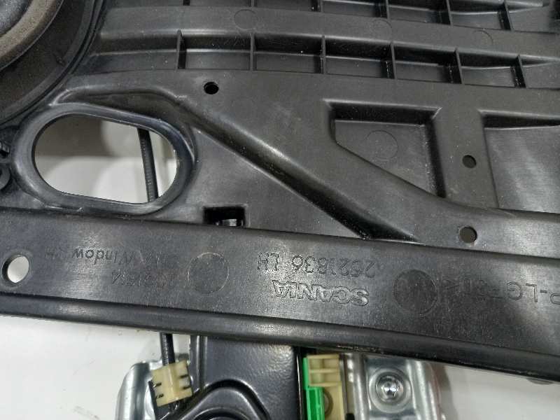 Elevalunas delantero derecho scania serie pgr (lclase) f