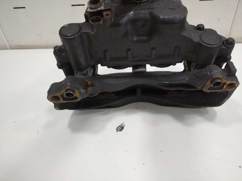 Pinza freno trasera izquierda scania serie pgr (lclase) f