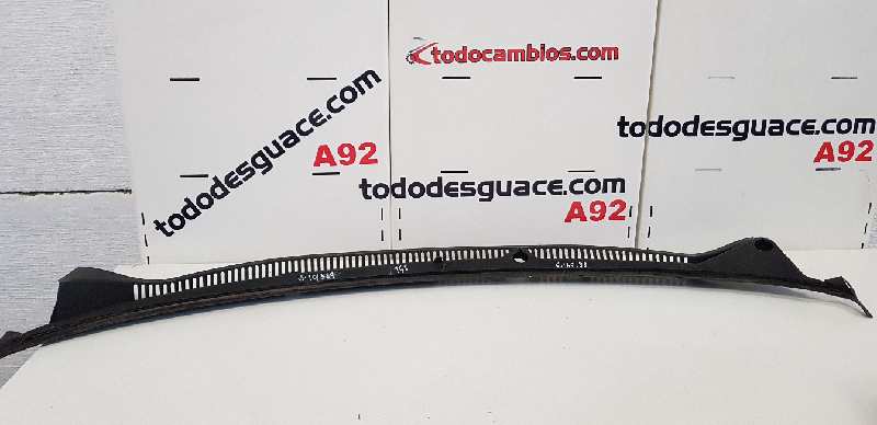  rejilla luna frontal   volkswagen polo (9n1) conceptline 1.2