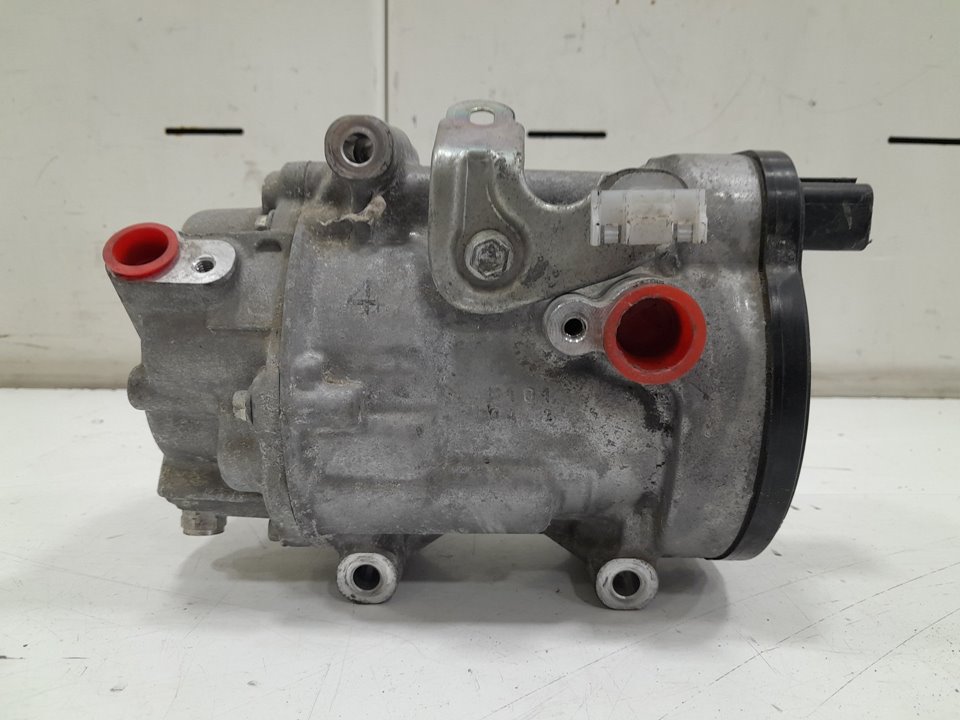 Compresor aire acondicionado toyota corolla (210)       ..