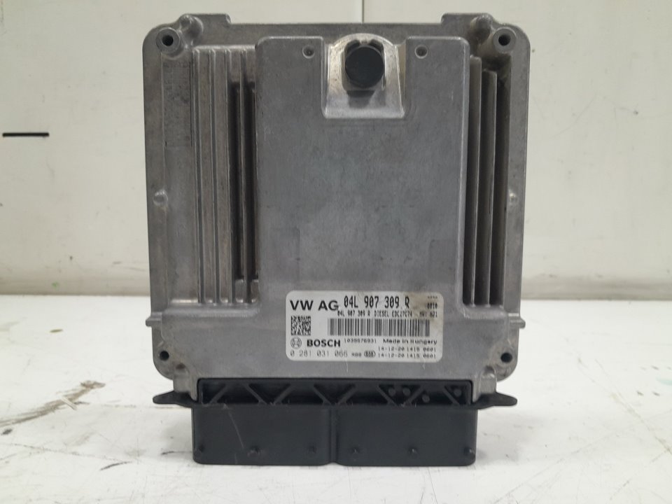 Centralita motor uce volkswagen passat variant (3g5