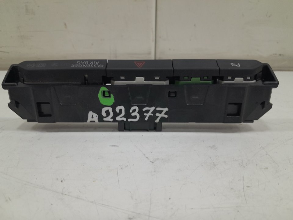 Warning volkswagen passat variant (3g5