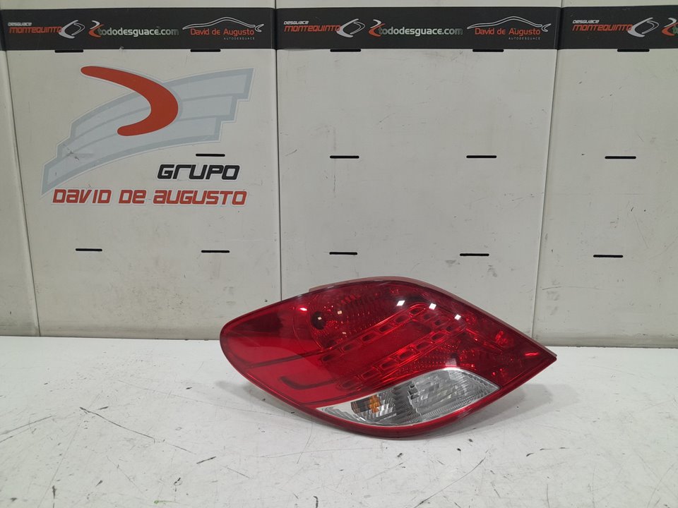 Piloto trasero izquierdo peugeot 207 1.4 hdi