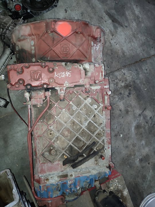 Caja cambios iveco mh 260 e31      01.02 