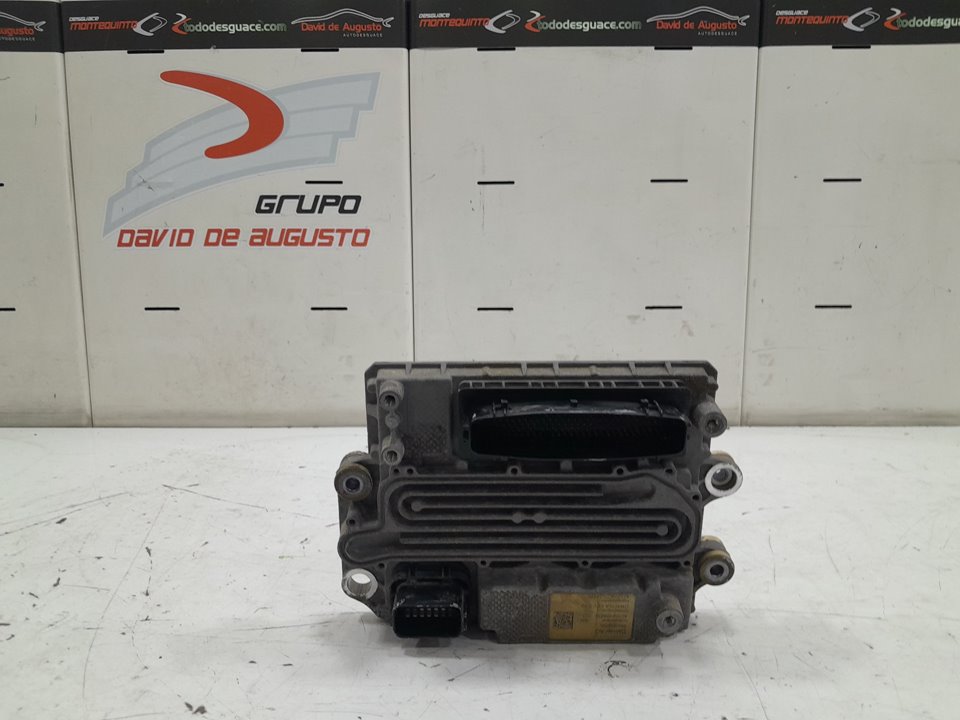 Centralita motor uce mercedes-benz mercedes actros bm 963.xxx 3-achser 25xx 6x2 szm l bigspace      06.12 - 12.19 no identificad