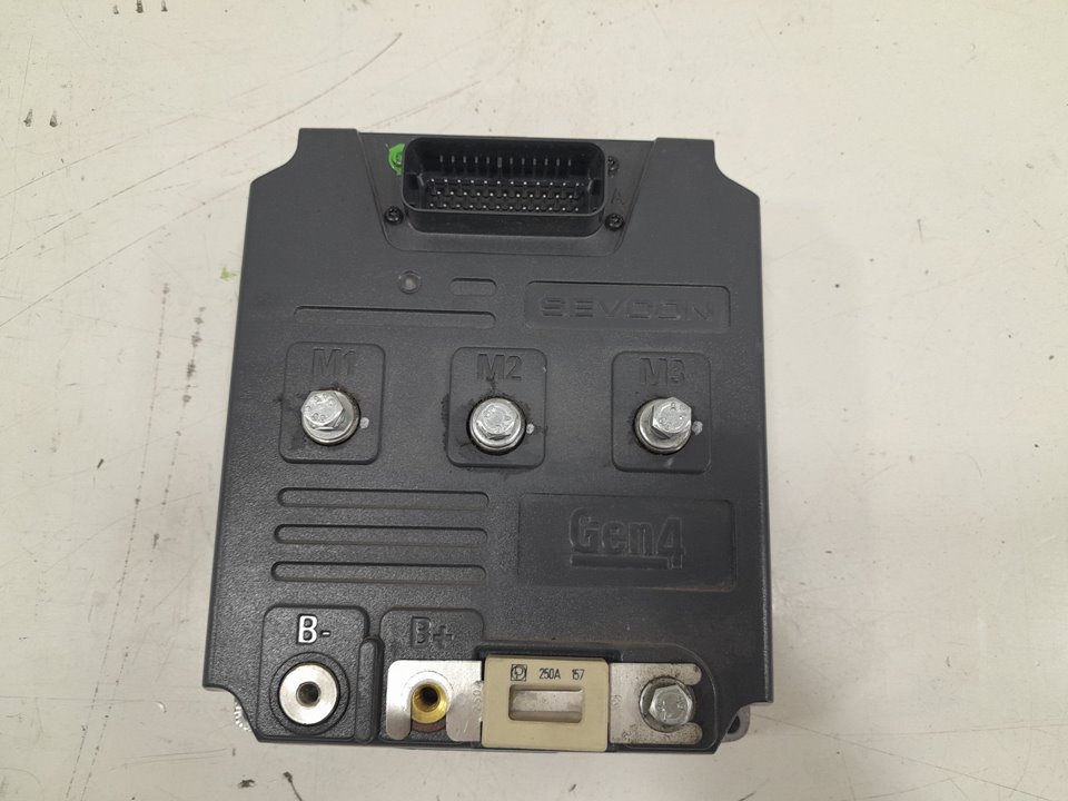 Centralita motor uce scutum silence s02 10  4    