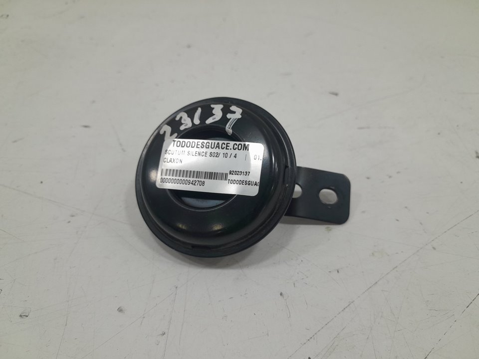 Claxon scutum silence s02 10  4    