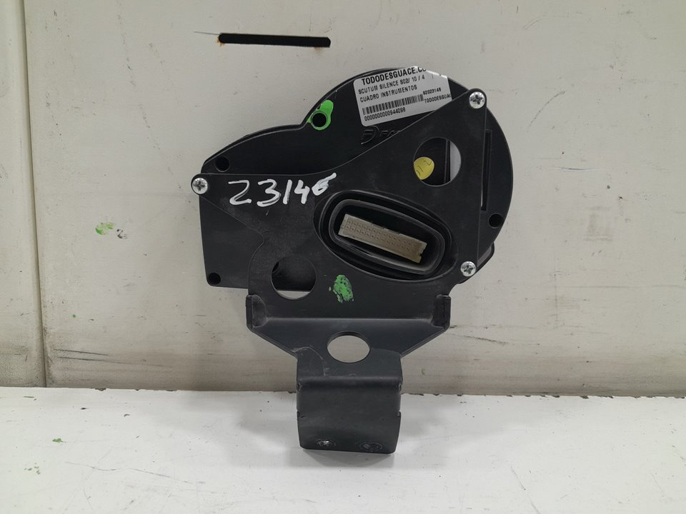 Cuadro instrumentos scutum silence s02 10  4    