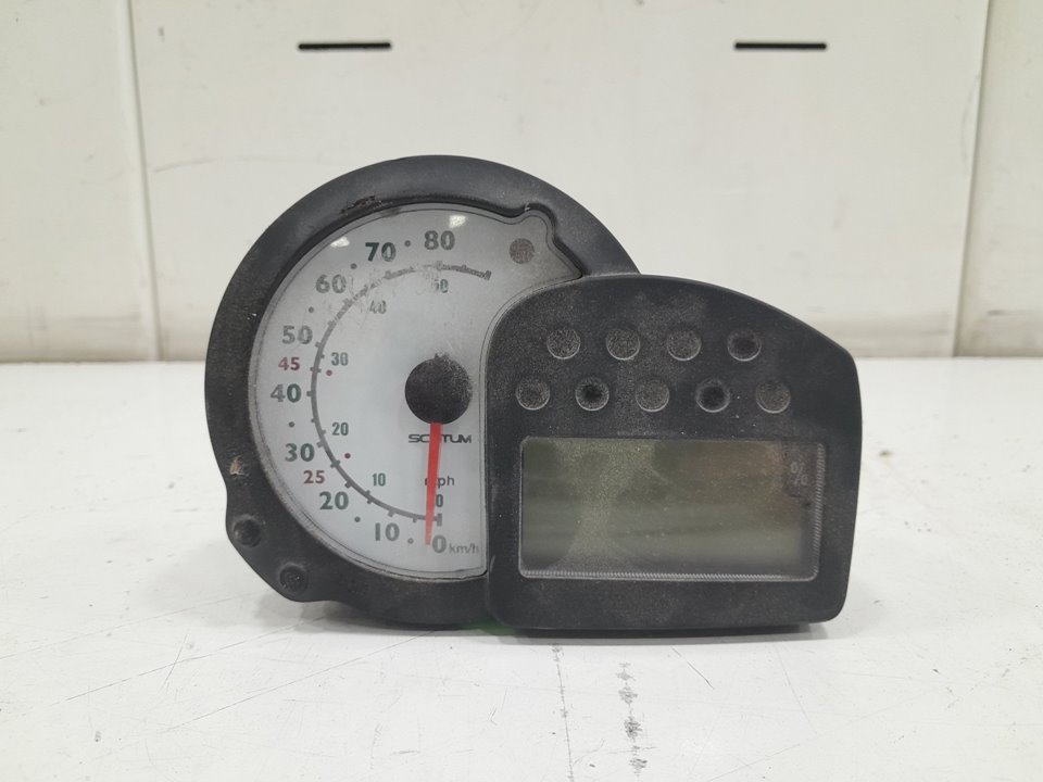 Cuadro instrumentos scutum silence s02 10  4    