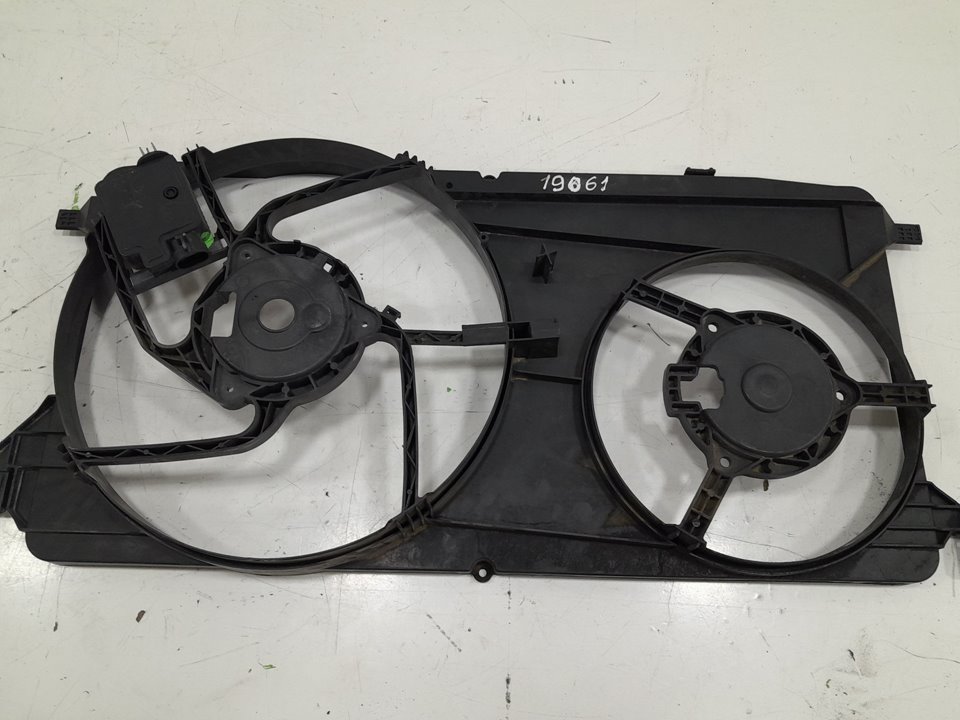 Caja de aleta de refrigeracion ford transit caja cerrada 06 f