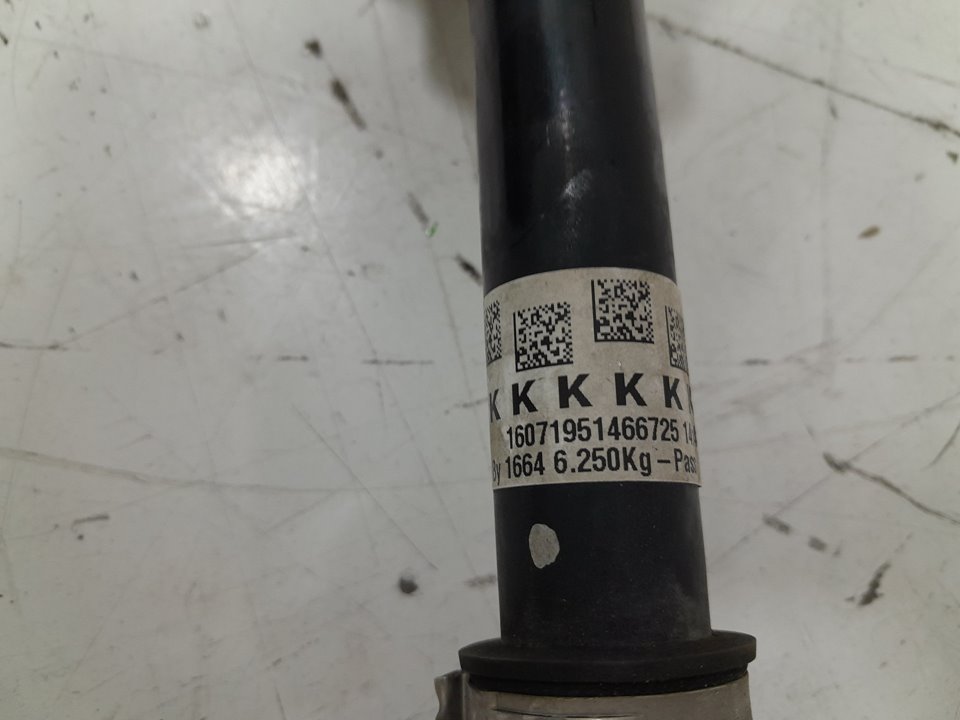 Transmision delantera izquierda toyota corolla (210)       ..