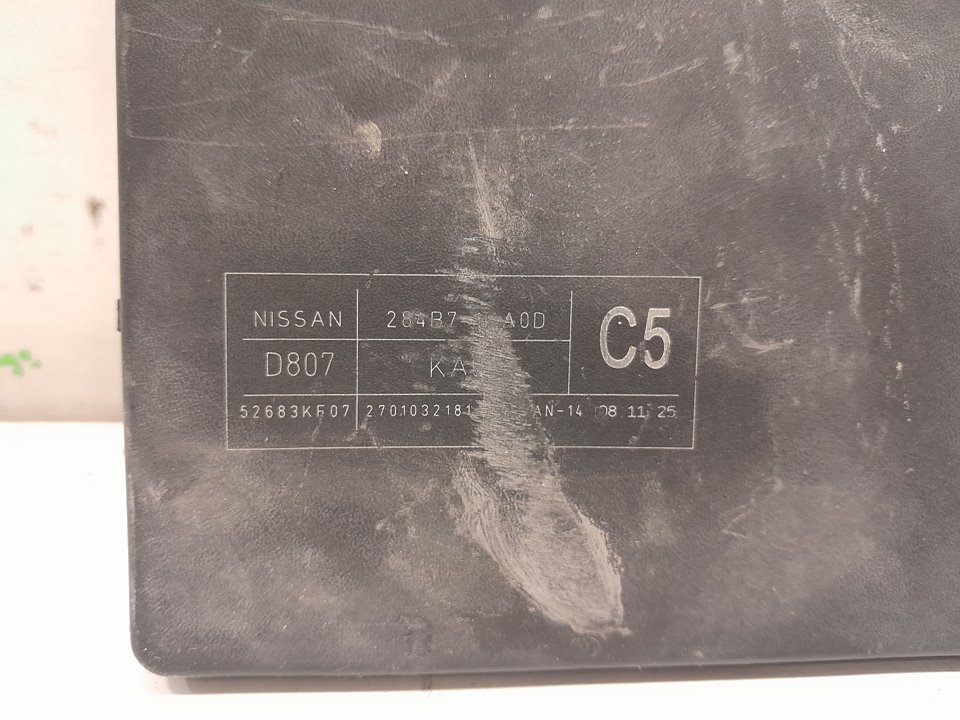 Caja reles / fusibles nissan juke 1.6