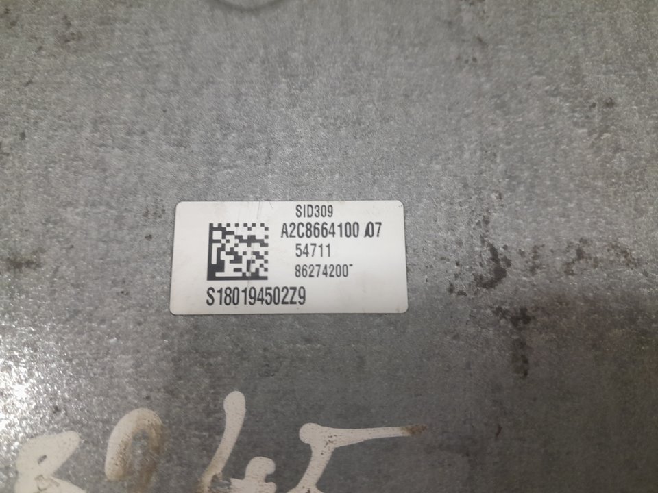 Centralita motor uce renault  master bus       0.11 - ... no identificado