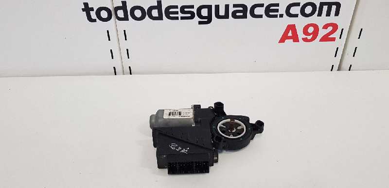  motor elevalunas delantero derecho   volkswagen polo (9n1) conceptline 1.2