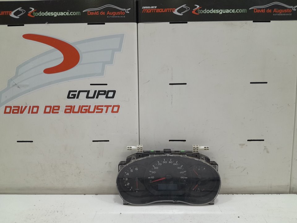 Cuadro instrumentos renault  master bus       0.11 - ... no identificado
