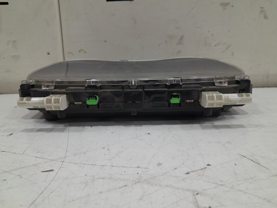 Cuadro instrumentos renault  master bus       0.11 - ... no identificado