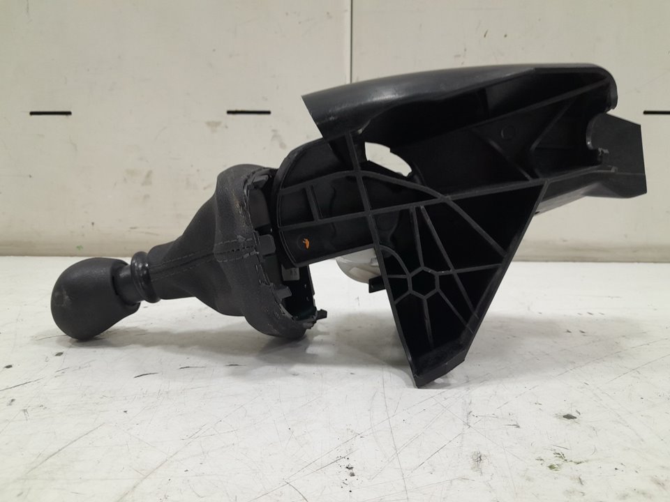 Palanca cambio renault  master bus       0.11 - ... no identificado