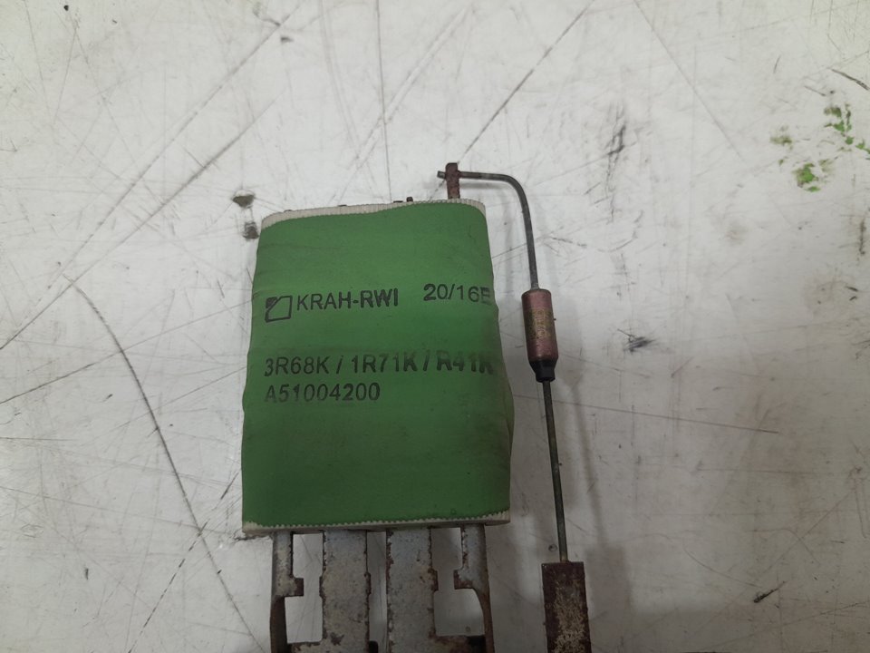 Resistencia calefaccion renault  master bus       0.11 - ... no identificado